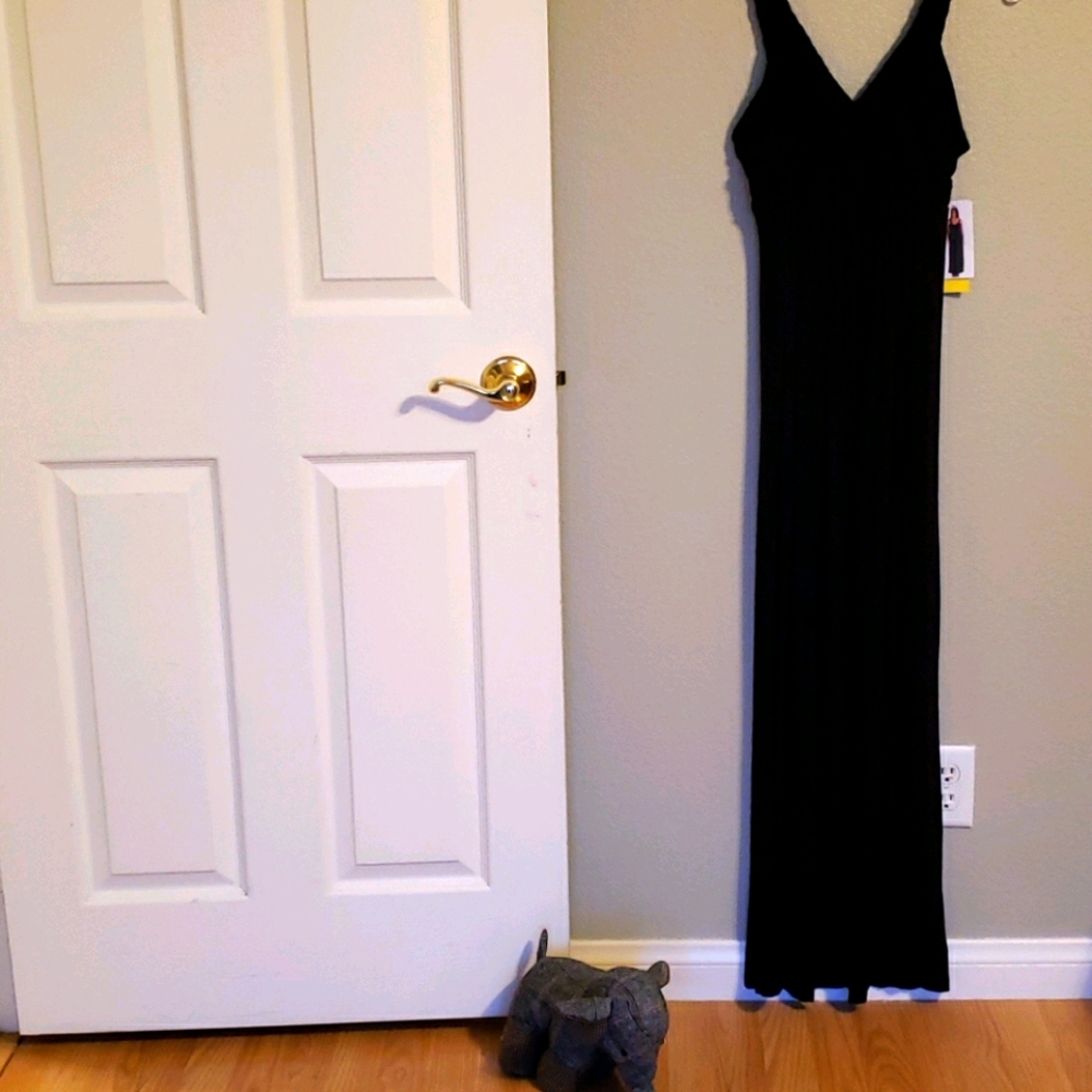Black maxi dress, NWT!